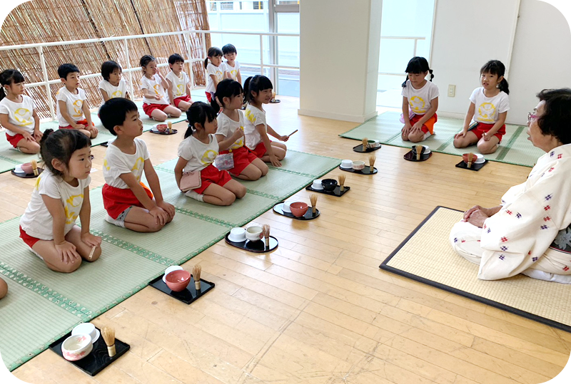 茶道（5歳児）の写真